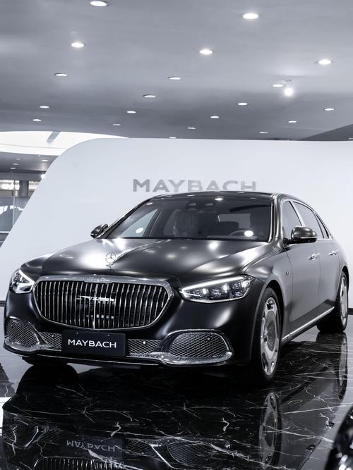 佛山254岚图汽车的售后服务让用户无忧出行，迈巴赫未来的豪华车趋势